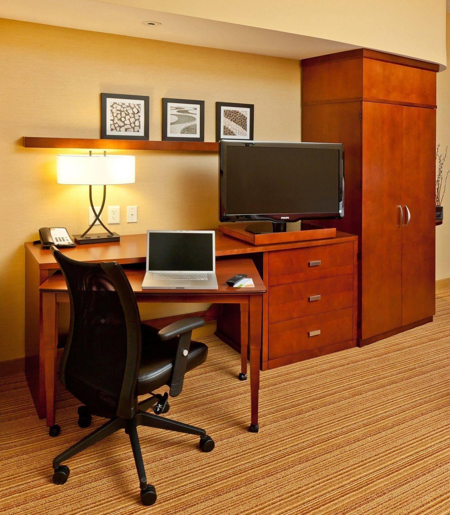 Courtyard By Marriott Buffalo Airport Cheektowaga Cameră foto